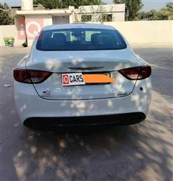 Chrysler 200